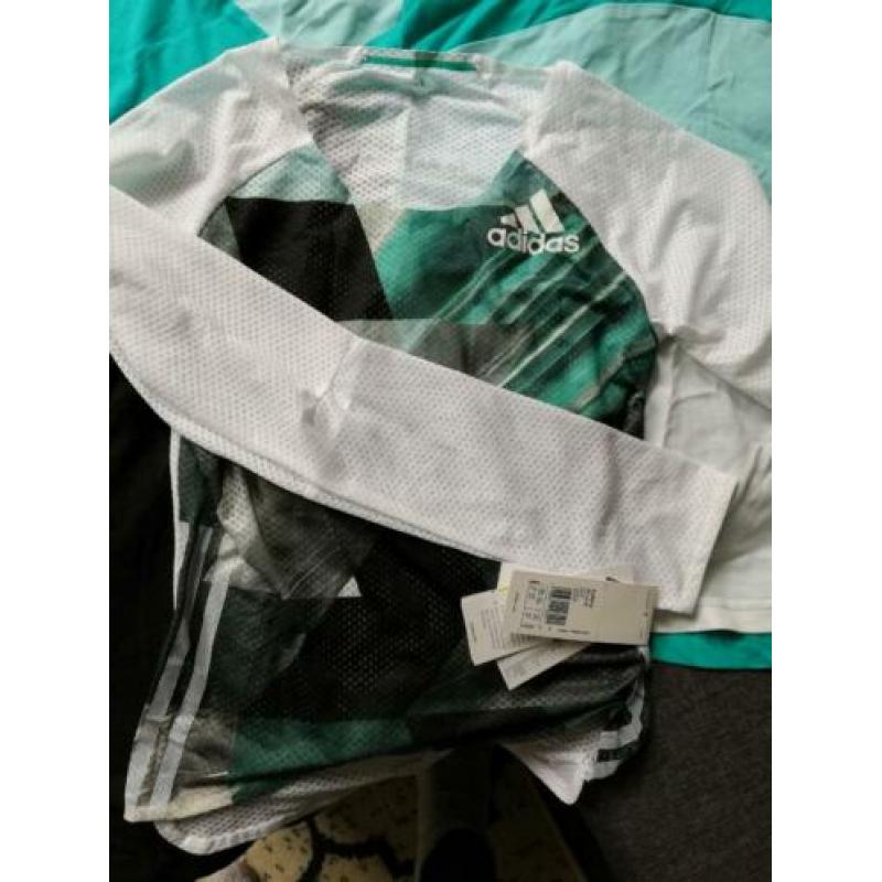 Originele Adidas sport kleding maat M