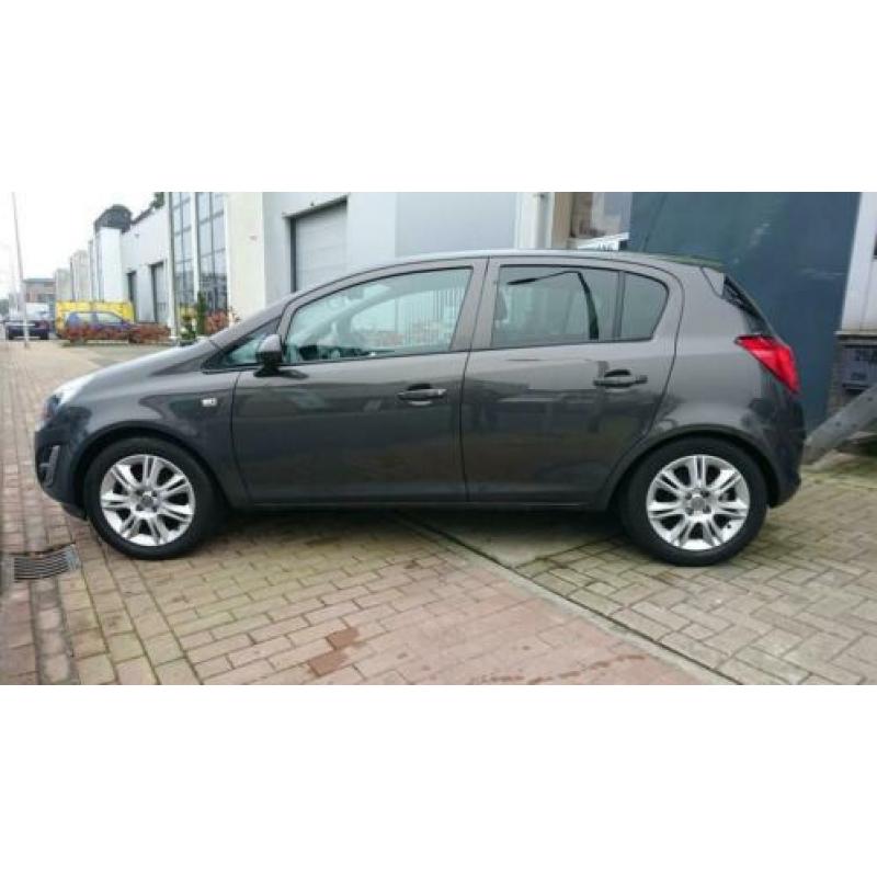 Opel Corsa 1.4-16V BlitZ Zeer netjes rijklaar !