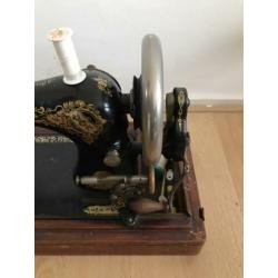 Antieke brocante Singer naaimachine handnaaimachine koffer