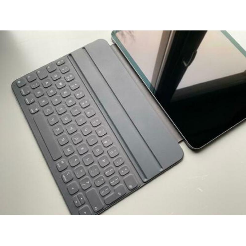 Apple ipad smart folio keybord 11 inch