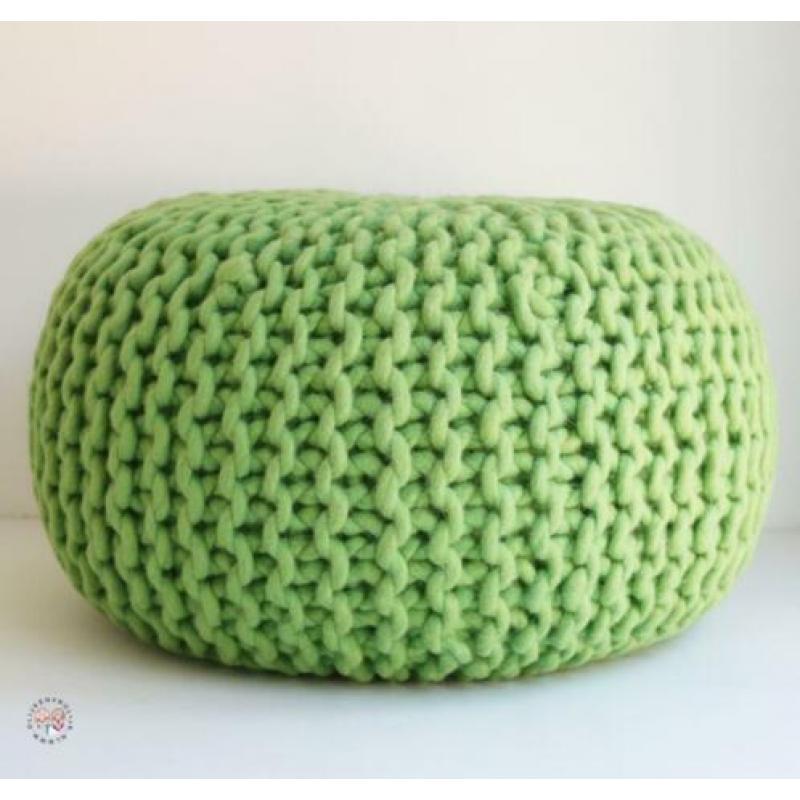 Gebreide groene poef dikke 100% WOL - NU van 99,95 -> 49,95!
