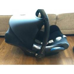 Maxi Cosi set: 2 way familyfix