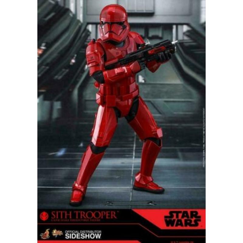 Hot Toys Star Wars Episode IX Movie AF 1/6 Sith Trooper
