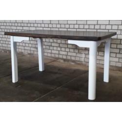 Landelijke eettafel