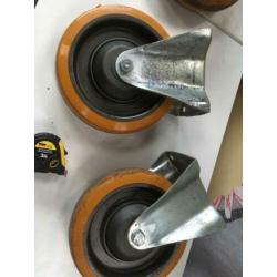 zwenkwielen hoog 24 cm rond 20 cm 40 stuks zwenk zonder rem