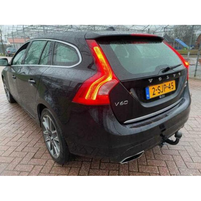 Volvo V60 2.4 D6 AWD Plug-In Hybrid Summum