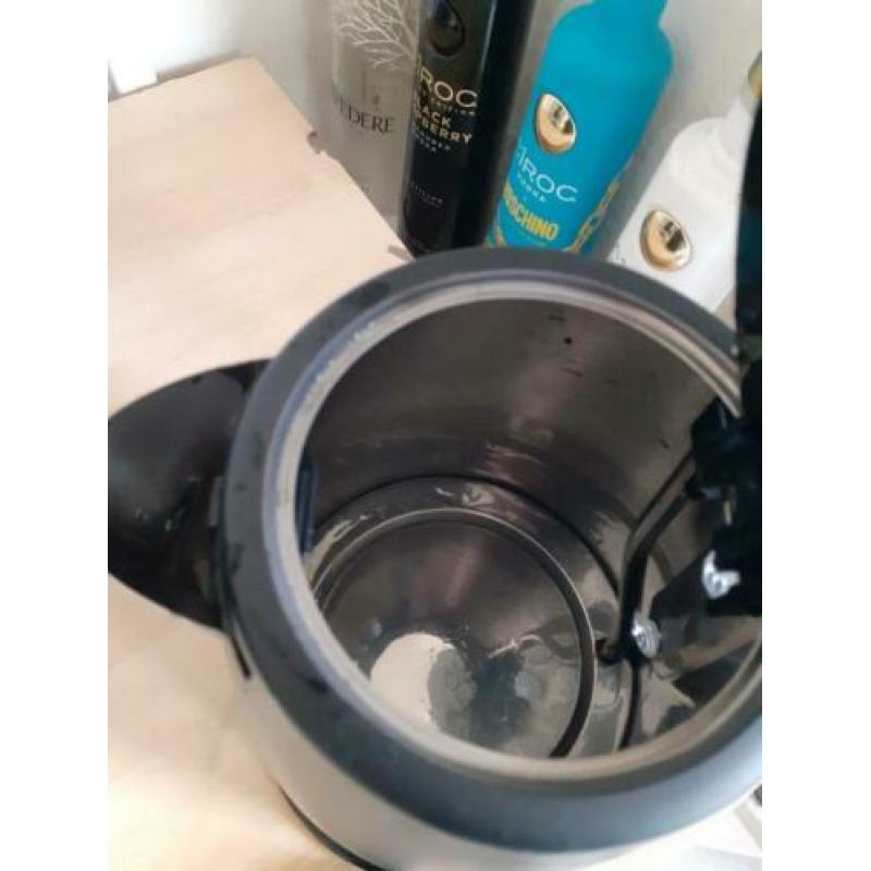 Senseo koffieapparaat en MOA waterkoker