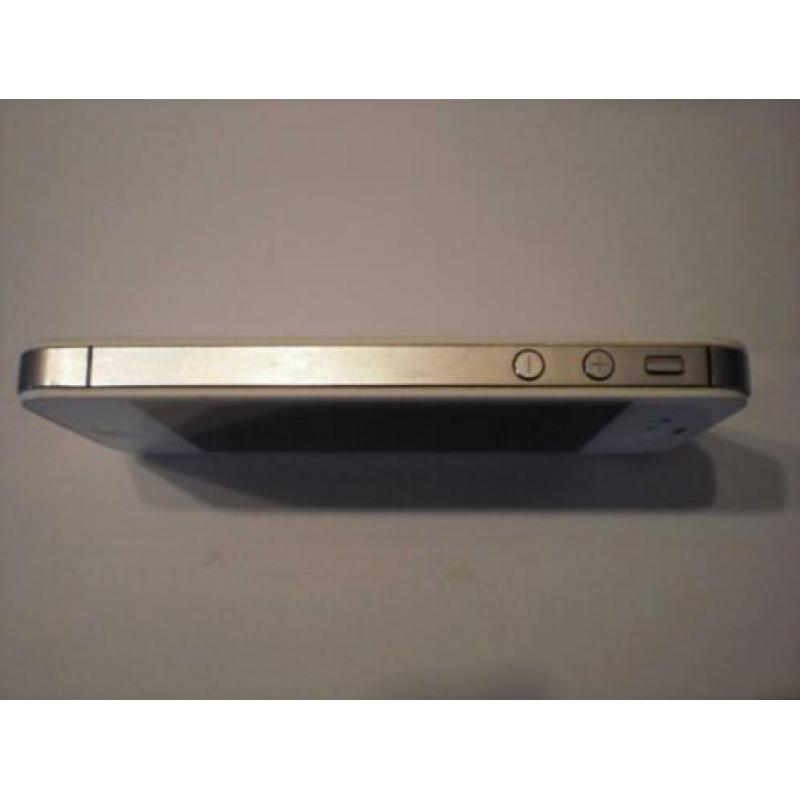Apple iPhone 4s