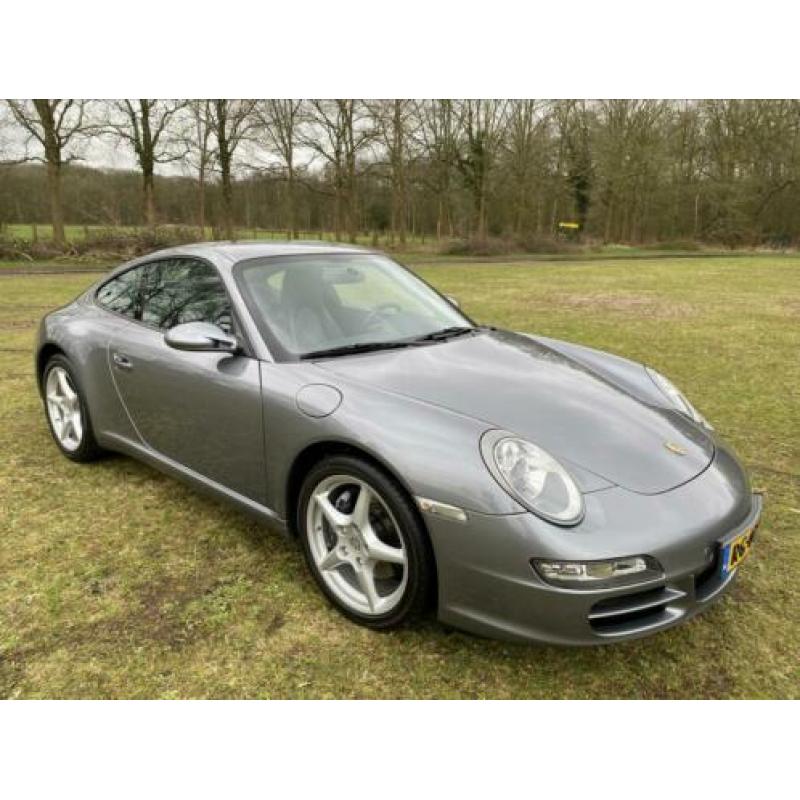 Porsche 911 3.6 Carrera Coupe 2005 Grijs