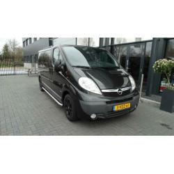 Opel Vivaro 2.5 CDTI L2H1 DC luxe ac navi cruise