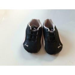 Puma babyschoentjes maatje 17 nieuwstaat