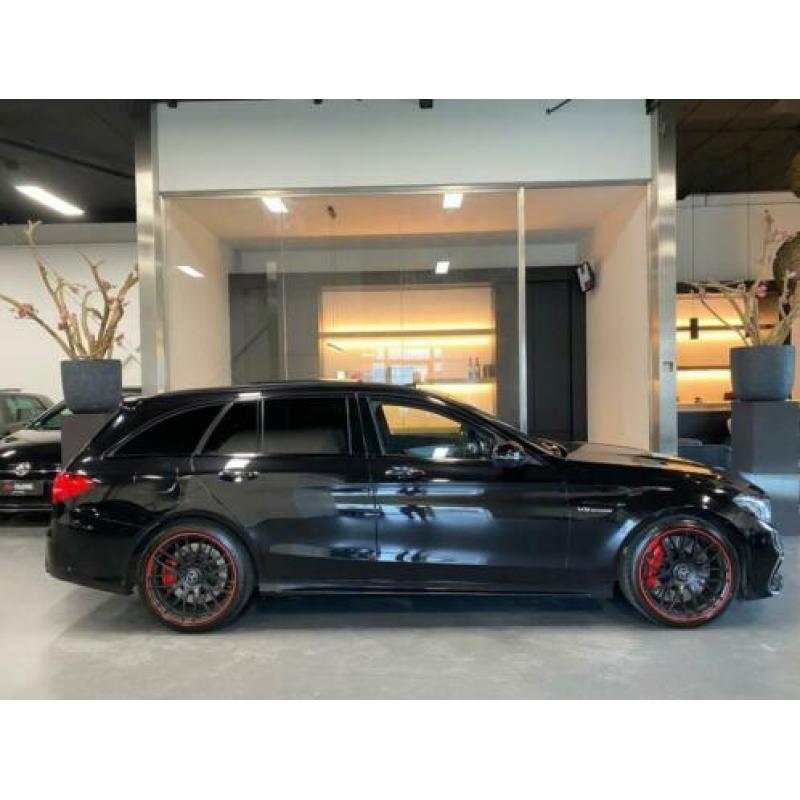Mercedes-Benz C-klasse 63 AMG S Night Pano Nieuwstaat 1e Eig