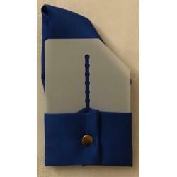 Nieuw blauw pochetje