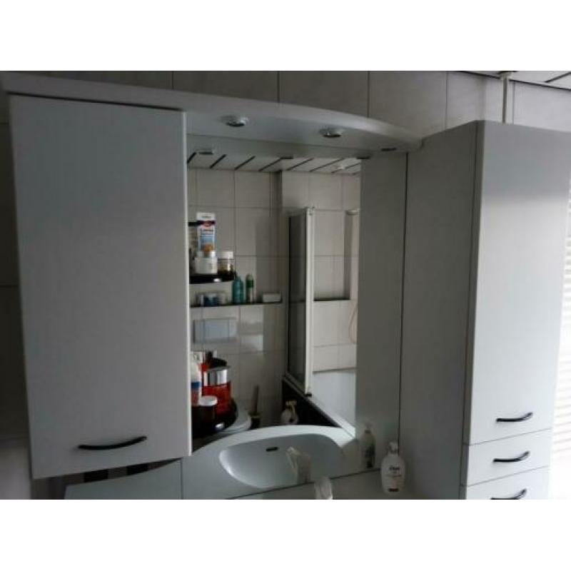 Complete badkamer of onderdelen