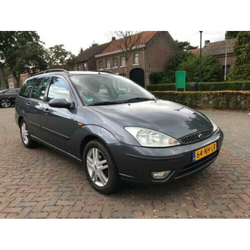 Ford Focus Wagon 2.0 16V Trend