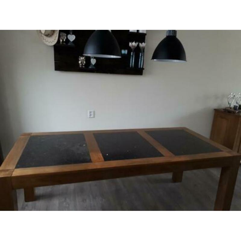 Eiken houten tafel