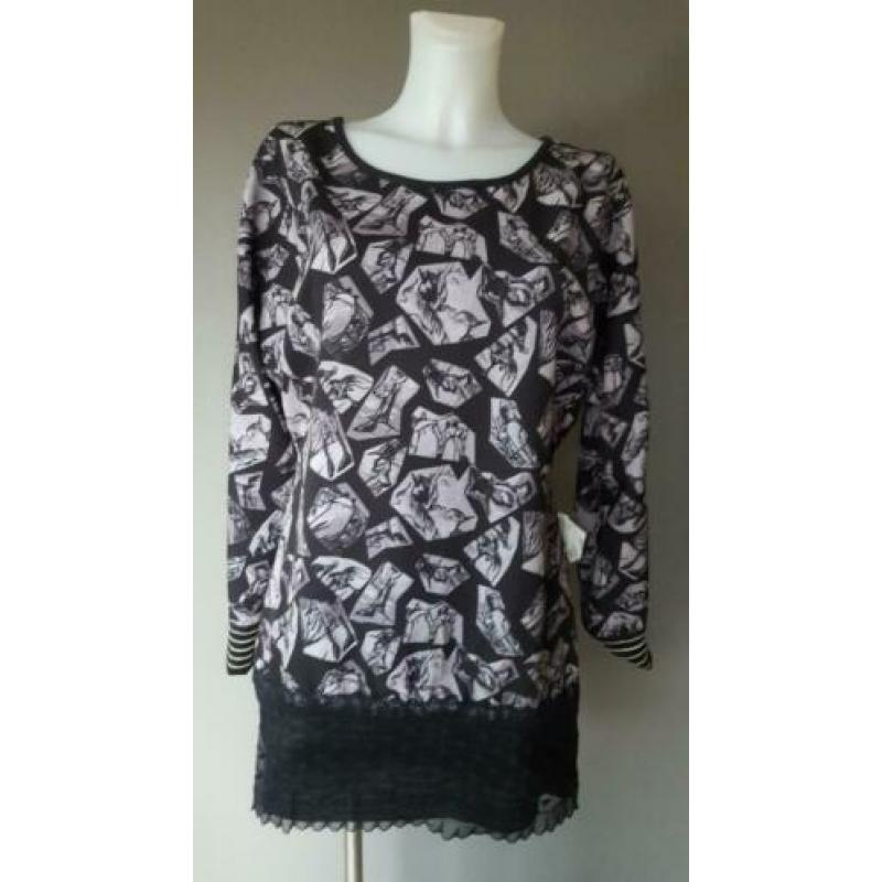 tuniek Save the Queen - NIEUW - 2 in 1 - print - kant - M/L