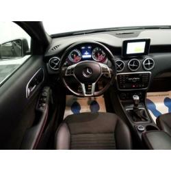 Mercedes-Benz A-Klasse 200 AMG Edition 157pk - Leer, Navi, E