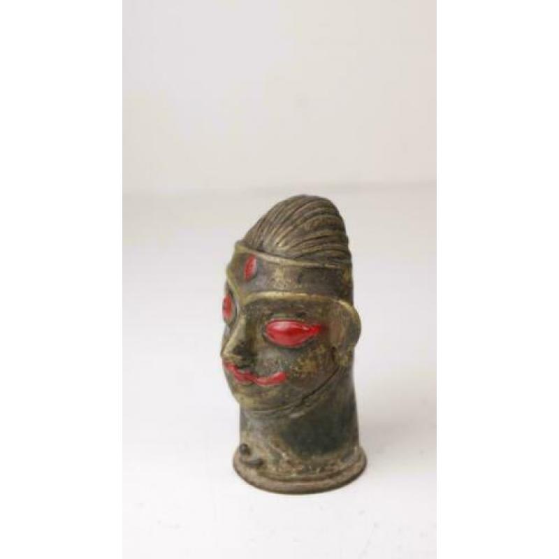 Oude Mukha Linga Cover
