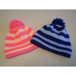 21-2 LEUKE BABYMUTSJES met PONPON eventueel met babyslofjes