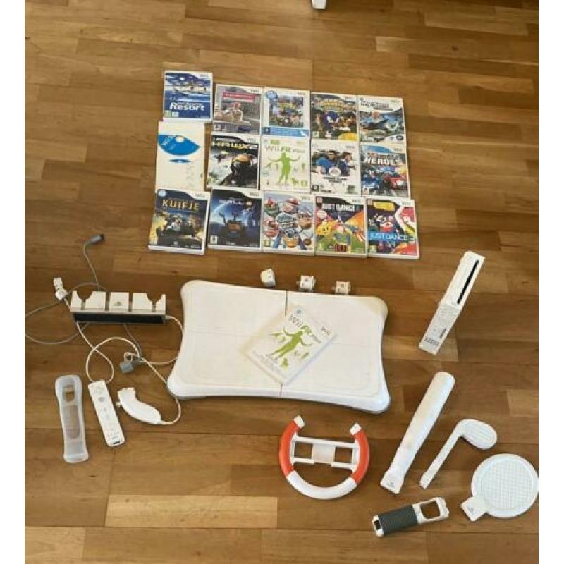 Wii Nintendo met spellen en accessoires