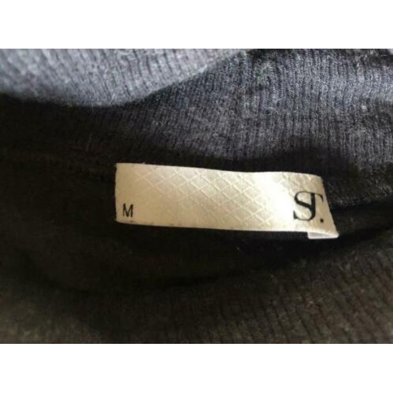 Supertrash grey melange top met col maat M als nieuw.