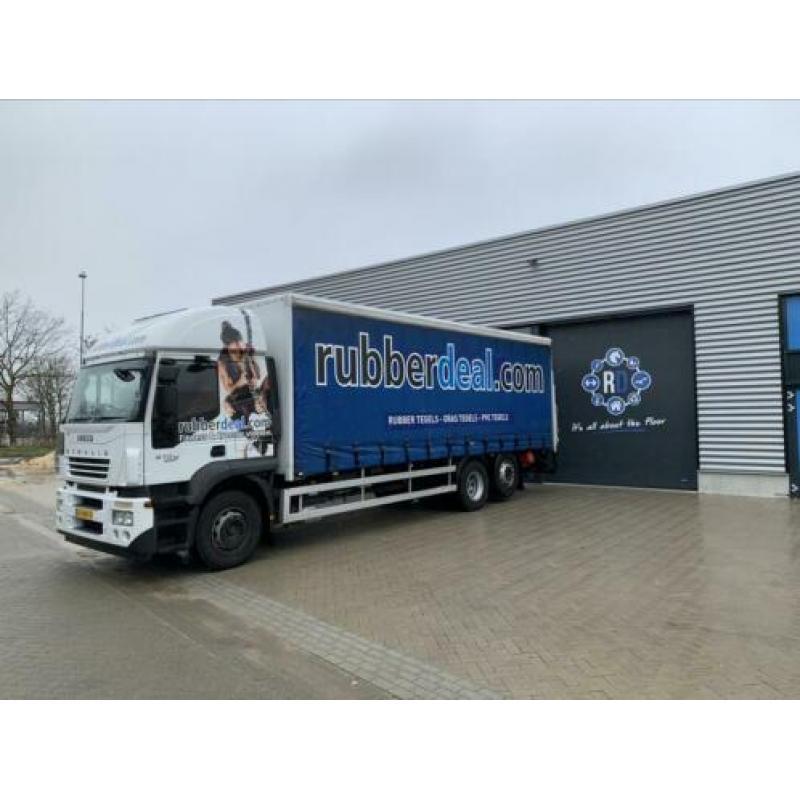 60 nieuwe rubberen tegels 500x500x25 zwart tuin terras speel