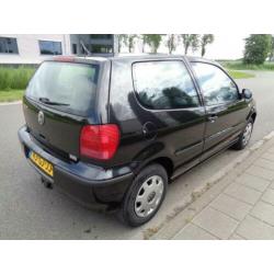 Volkswagen Polo 1.4 Trendline NIEUWE APK
