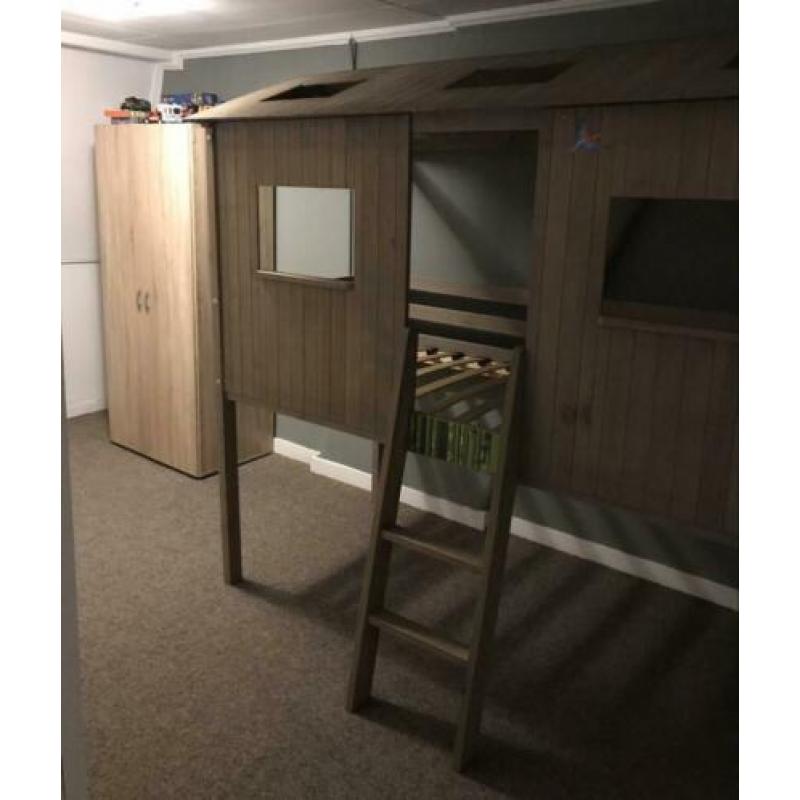 Boomhutbed Charlie 90x200 hout zonder matras