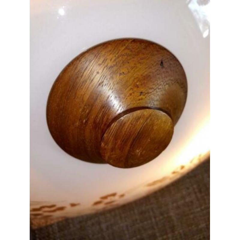 Vintage plafondlamp.teak glas en decoratie in goudrelief.
