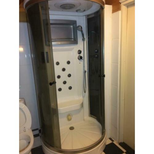 Stoom douche cabine met jets en regendouche rainshower radio