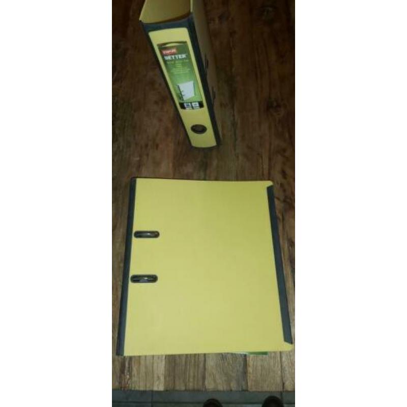 nieuwe gele Staples A4 Better ordner