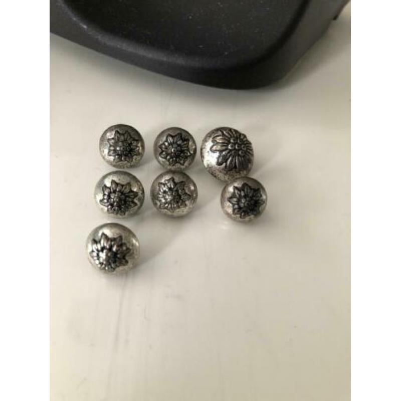 7X vintage antieken zilveren knopen