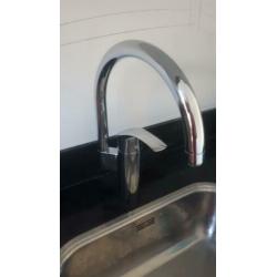 Grohe  Keukenmengkraan. hoge uitloop, uitgevoerd in chroo