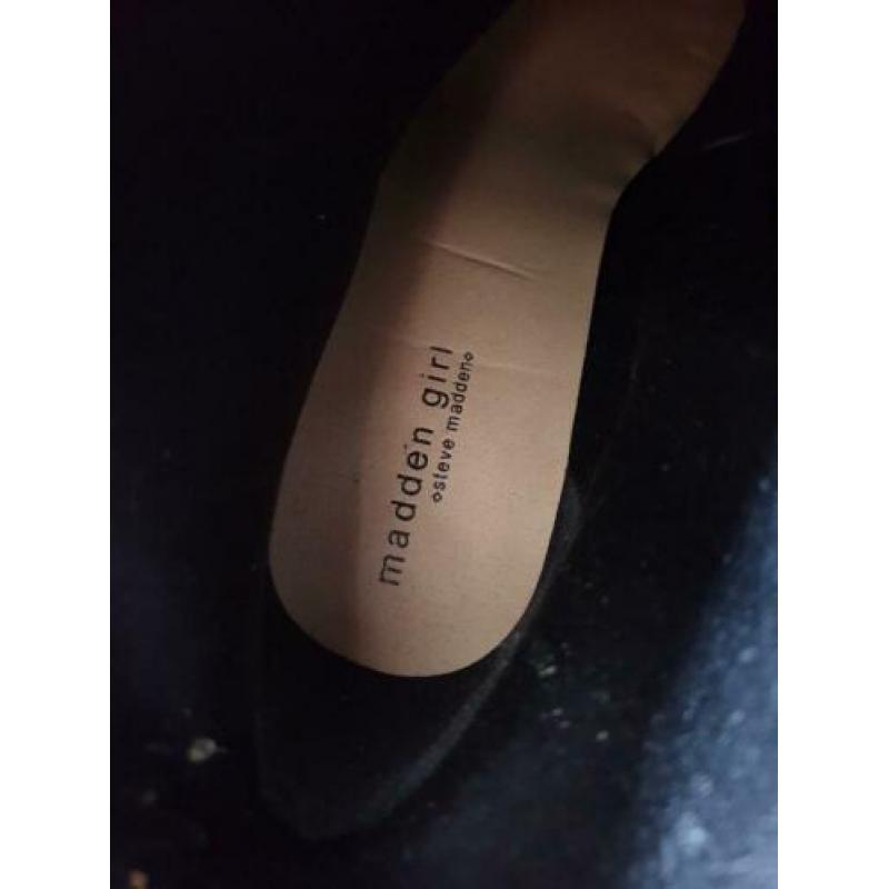 Enkellaarsjes met hak "madden girl" by Steve Madden maat 41