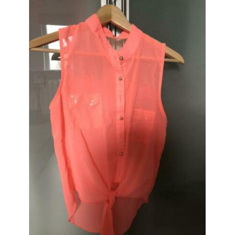 Felle blouse zonder mouw