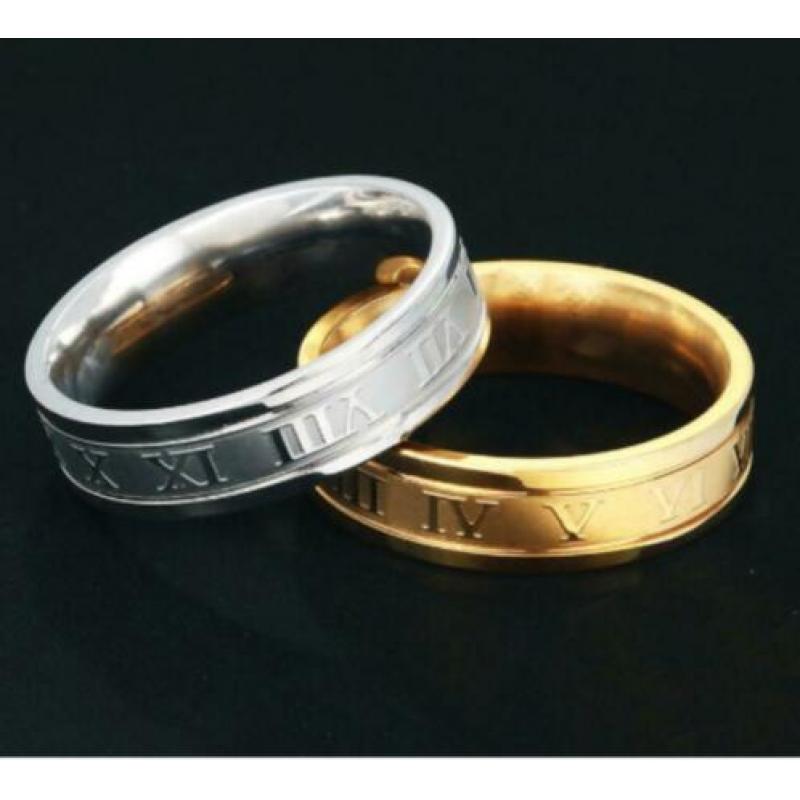 RVS Ring met Romeinse Cijfers Maat 17 Kleur Zilver Nieuw