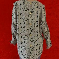 Vintage beige zwart blouse met bloemtje