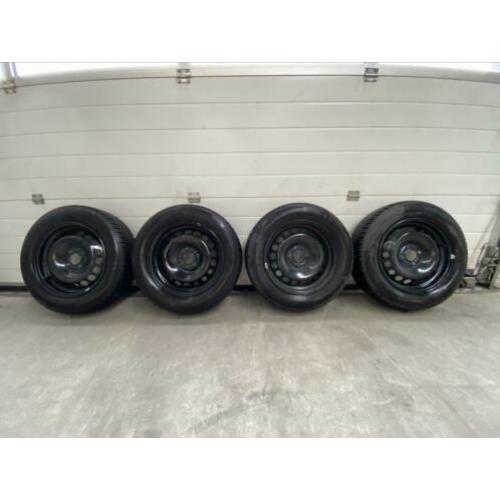 Set winterbanden/stalen velgen voor Renault Clio/Captur