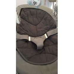 Nuna leaf wipstoel