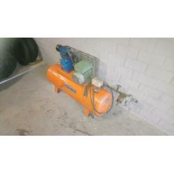 Prima compressor te koop: