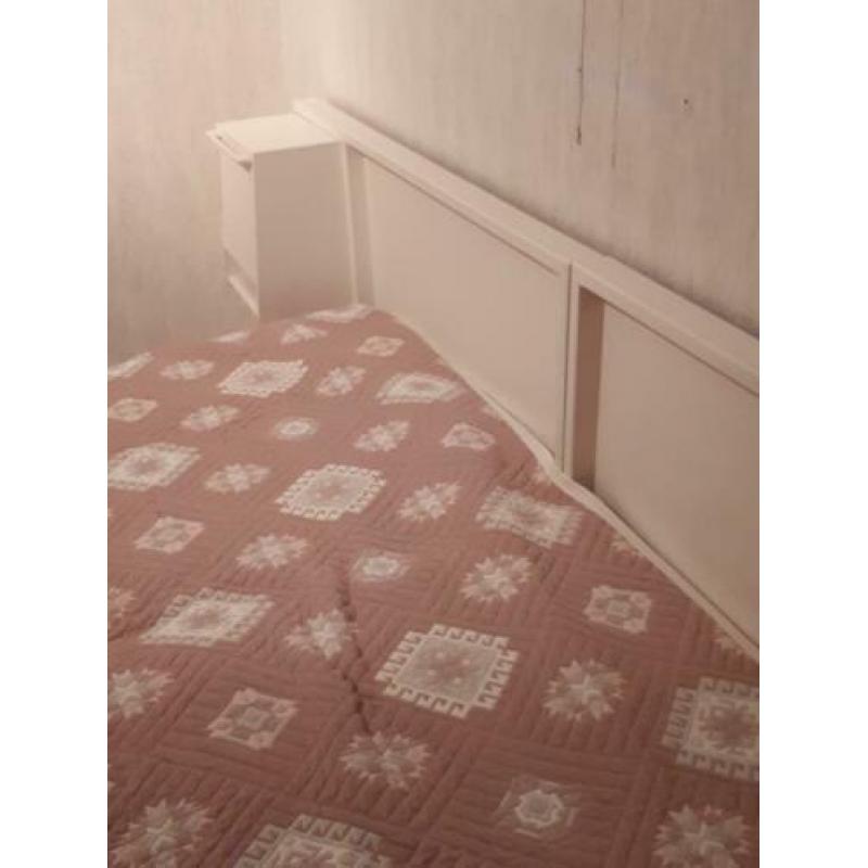 Retro design Pastoe bed-achterwanden met kastjes
