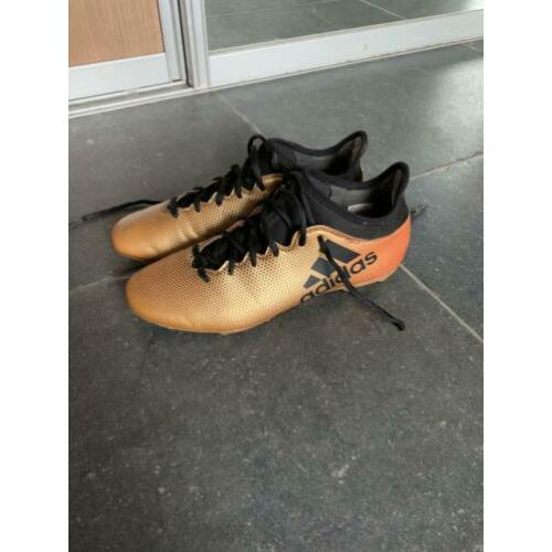 Adidas voetbalschoenen 41,5