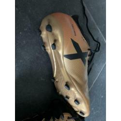Adidas voetbalschoenen 41,5