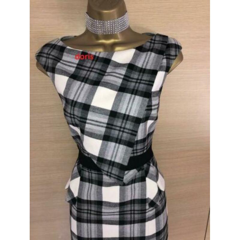 jurk met geruit dessin en ceintuur karen millen maat 10/38 n