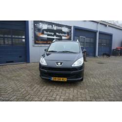 Peugeot 1007 1.4 Urban Airco Automaat automatische deuren