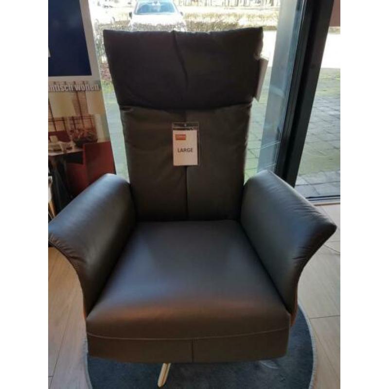 Hjort Knudsen (Large en volledig elektrisch) Relax fauteuil.