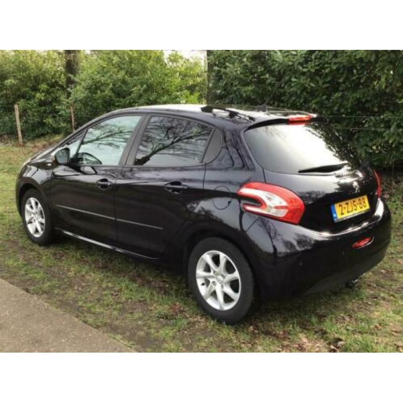 Peugeot 208 1.2 PureTech Style Pack zeer mooie staat incl. a