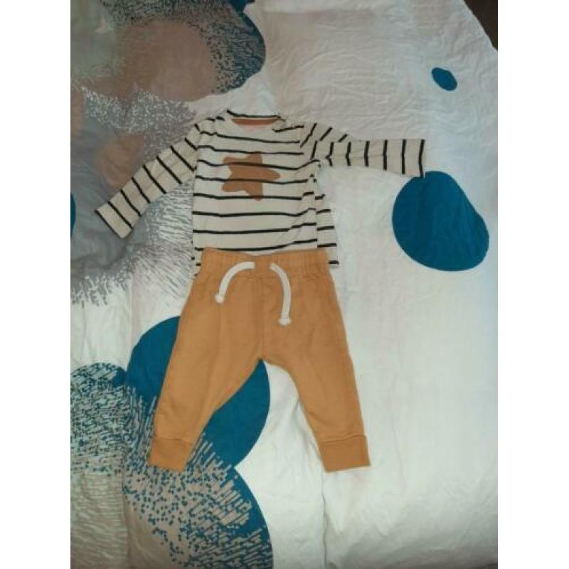 Pakketje jongens kleding 68