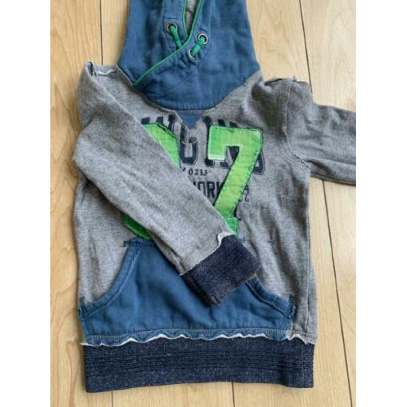 Vingino hoodie / trui maat 104